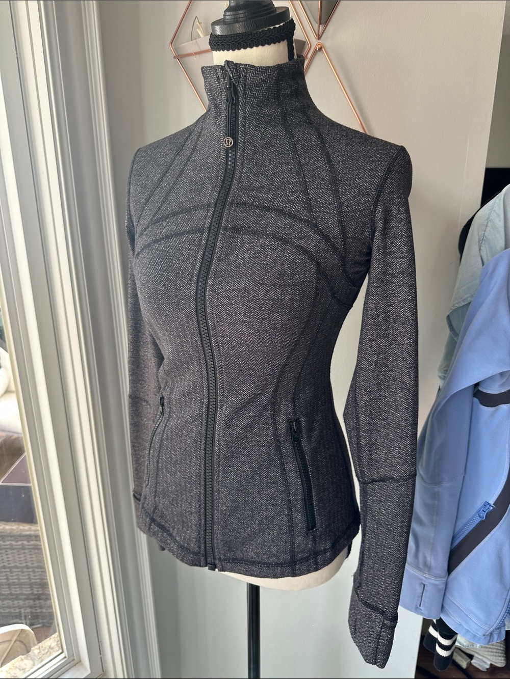LULULEMON DEFINE JACKET Size 6 Herringbone Charcoal Grey Gray Zip-Front Active